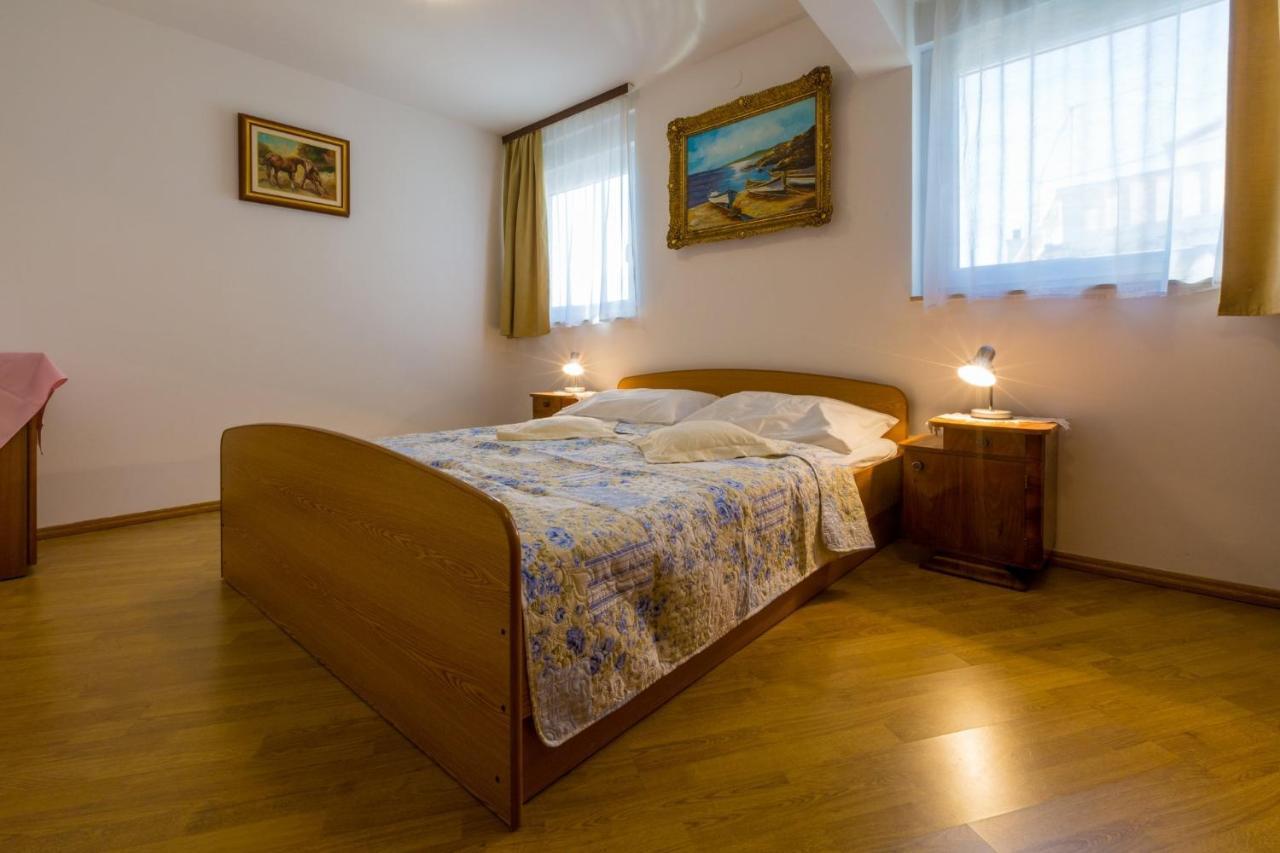 MALI MARINO Selce Apartment Exterior foto