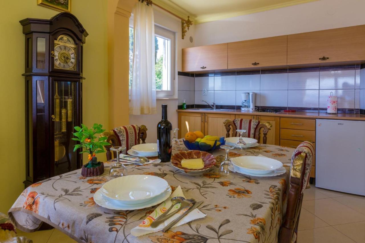 MALI MARINO Selce Apartment Exterior foto